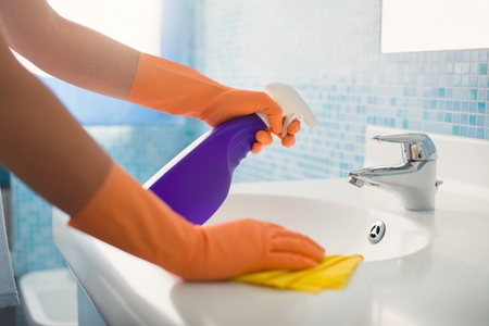 Como limpar a casa: 10 dicas simples para limpar a casa