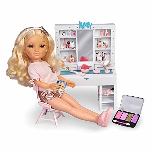 Nancy - Beauty Day, boneca para cabelos cacheados com maquiagem e decoração de mesa, acessórios e adesivos decorativos, recomendada a partir de 3 anos, FAMOSA (700015787)
